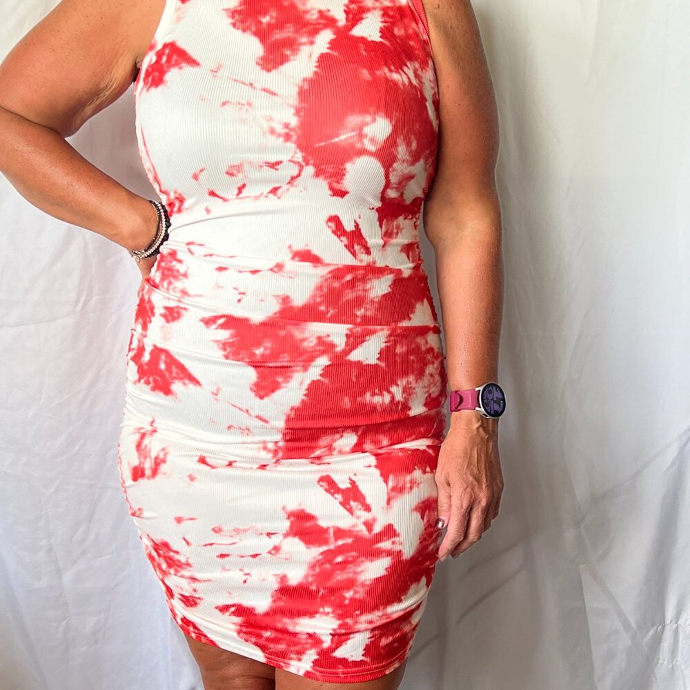 Item 116 Women's Body Con Ruched Sheath Dress - Red Tie Dye - Size M